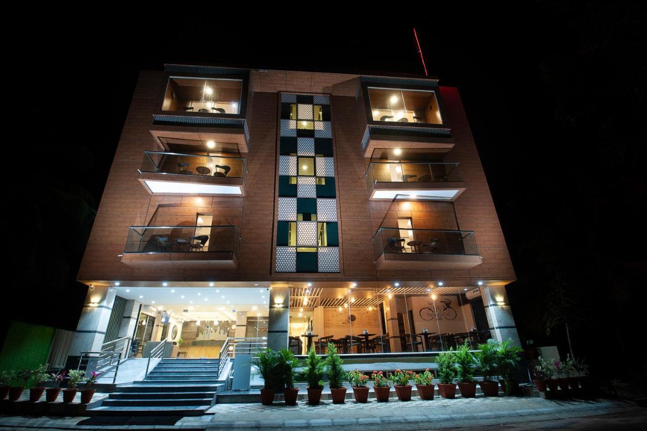 Abm Boutique Hotel By Purple Cloud Dod Jala Eksteriør bilde
