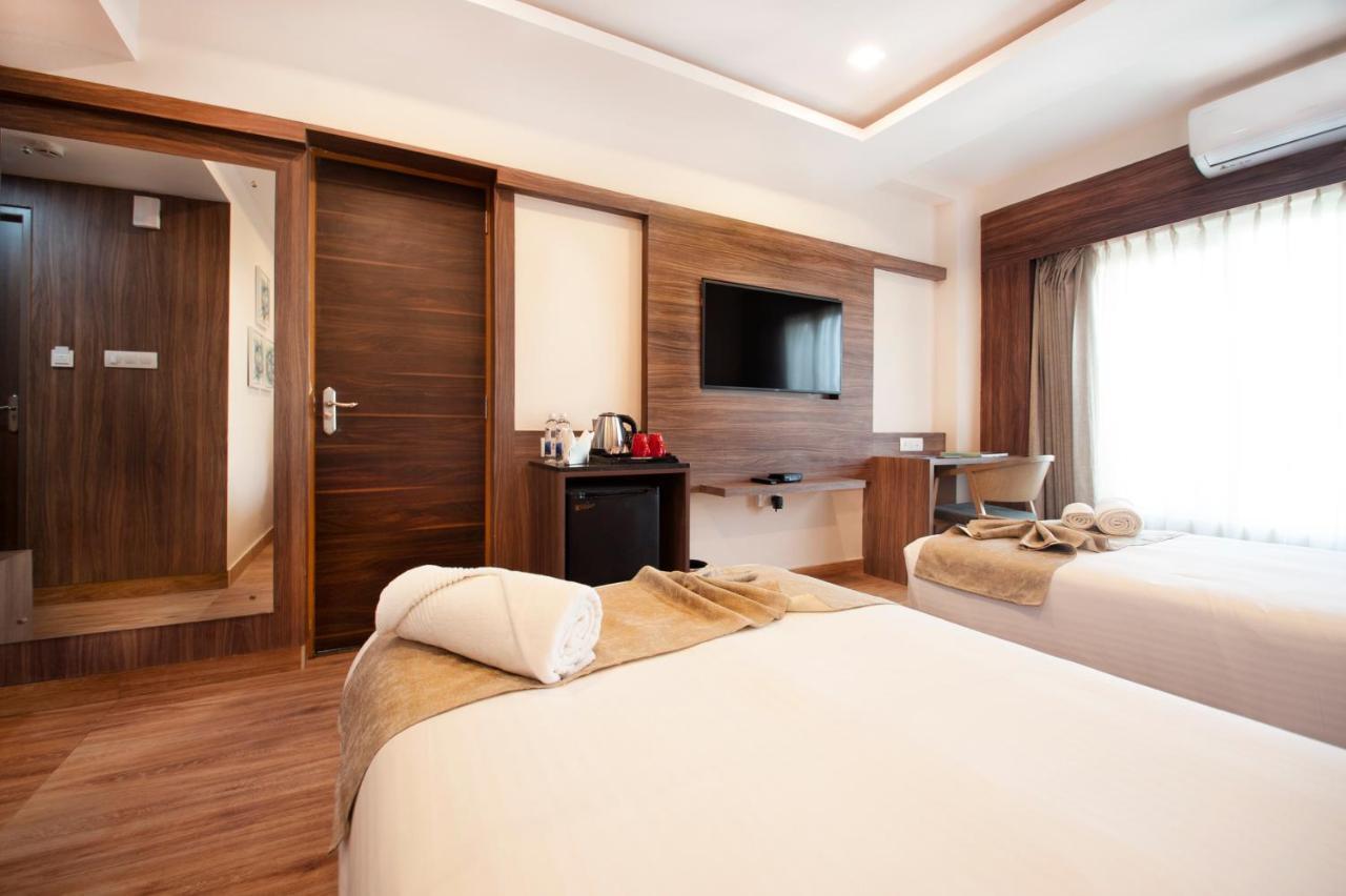 Abm Boutique Hotel By Purple Cloud Dod Jala Eksteriør bilde