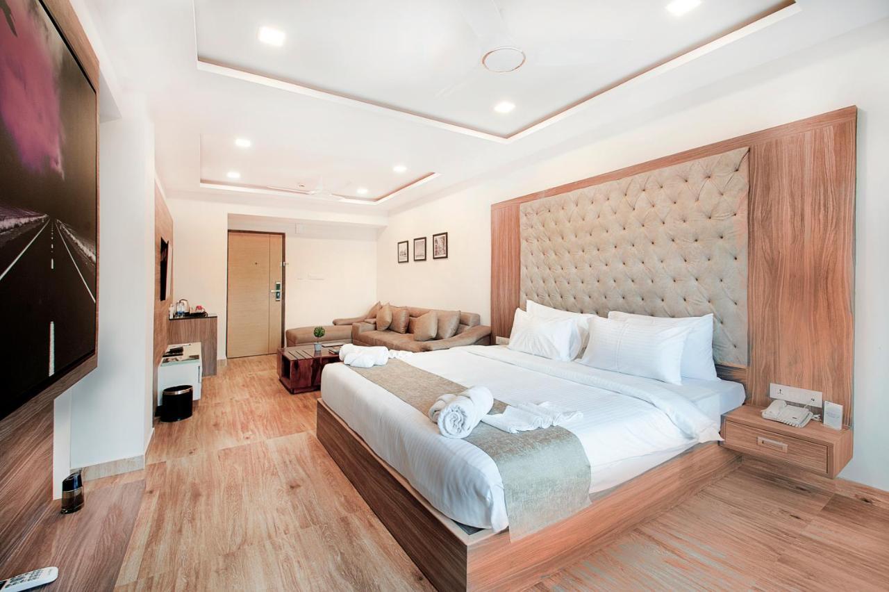 Abm Boutique Hotel By Purple Cloud Dod Jala Eksteriør bilde